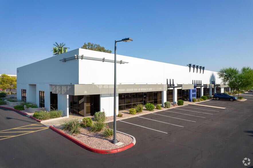 More Photos Of 1375 N Hayden Rd, Scottsdale Unknown For Lease