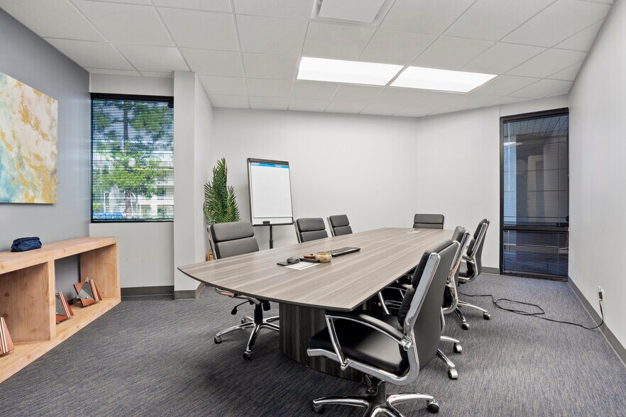 More Photos Of 23113 Plaza Pointe Dr, Laguna Hills Office For Sale