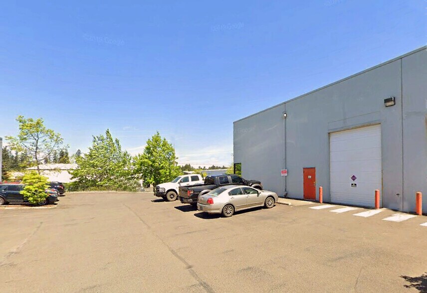 More Photos Of 4707 NE Minnehaha St, Vancouver Distribution For Lease