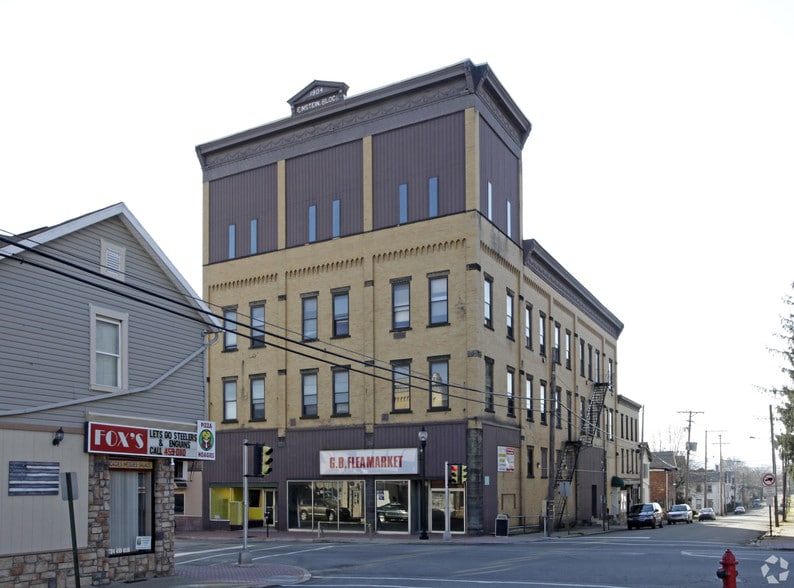 Primary Photo Of 102-104 E Market St, Blairsville Apartments For Sale