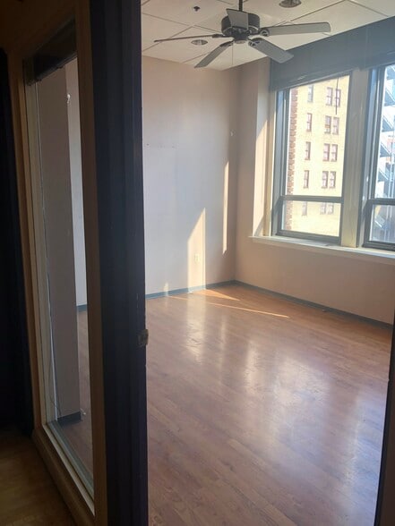 More Photos Of 817 Main St, Cincinnati Office Residential For Sale