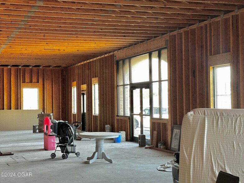 More Photos Of 2702 Cunningham Ave, Joplin Medical For Lease