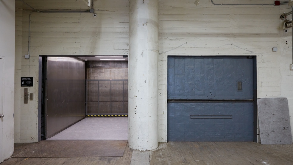 More Photos Of 31-00 47th Ave, Long Island City Industrial For Lease