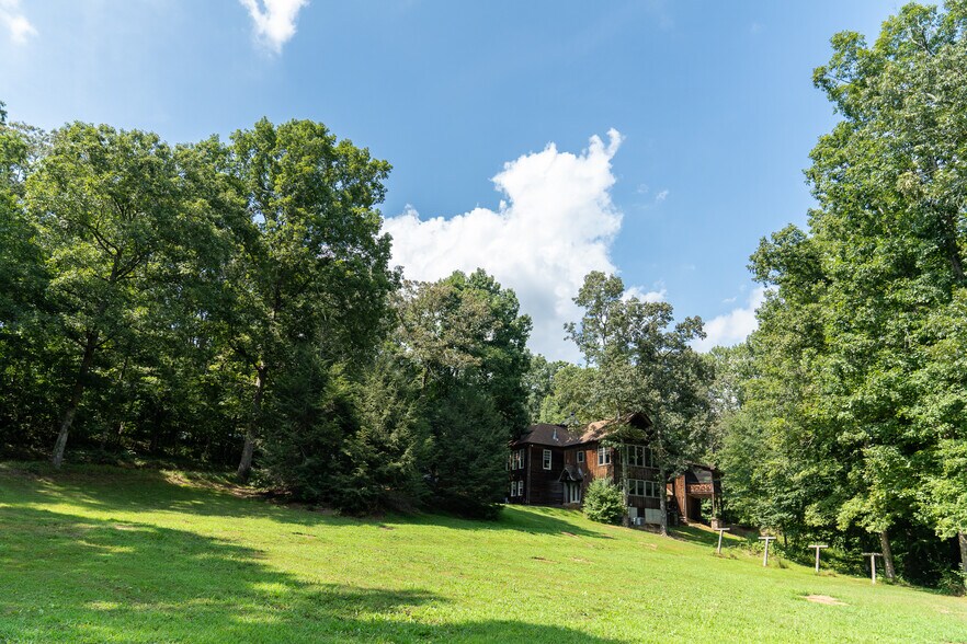 More Photos Of 9975 Ball Ground Hwy, Ball Ground General Retail For Sale