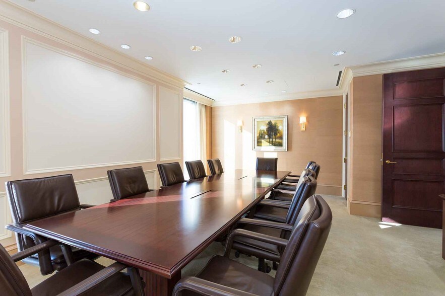 Photo of 23rd Floor Ste 2347