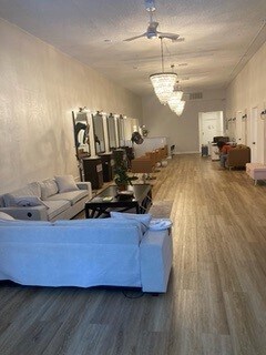 More Photos Of 522-524 N Avalon Blvd, Wilmington Storefront Retail Office For Sale