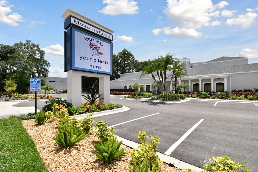 More Photos Of 15436 N Florida Ave, Tampa Unknown For Lease