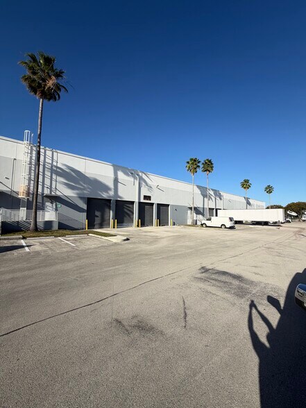 More Photos Of 4445-4461 nw 97 ave, Doral Industrial For Lease