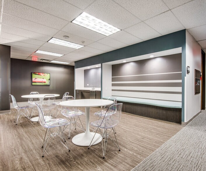 More Photos Of 12000 Ford Rd, Dallas Unknown For Lease