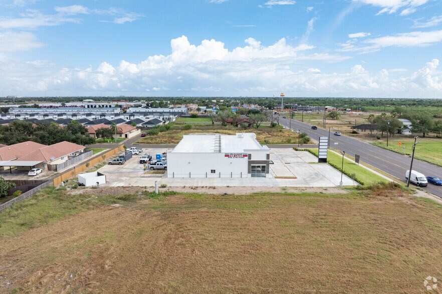 More Photos Of 3306 Raul Longoria Rd, San Juan Restaurant For Lease