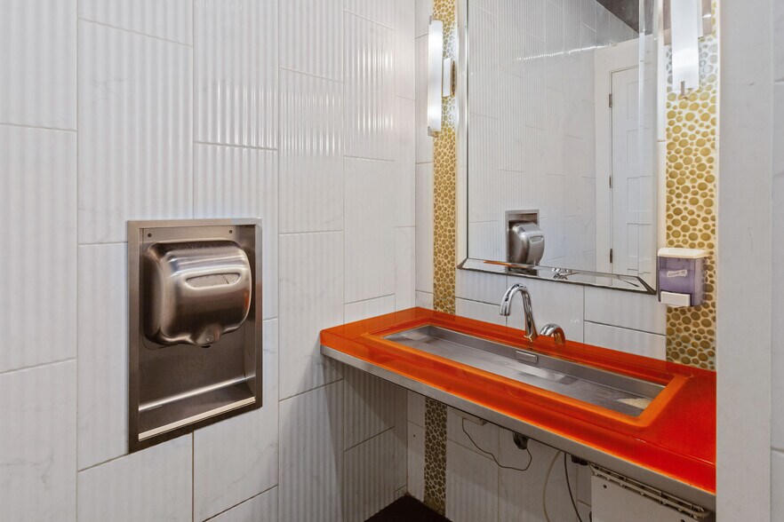 More Photos Of 102 Clinton Center Dr, Clinton Restaurant For Sale