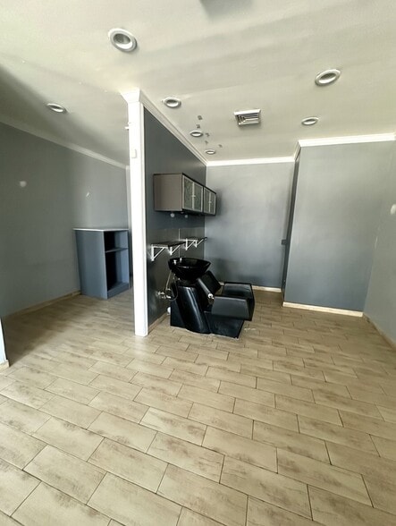 More Photos Of 3173 Richmond Rd, Staten Island Storefront Retail Office For Lease