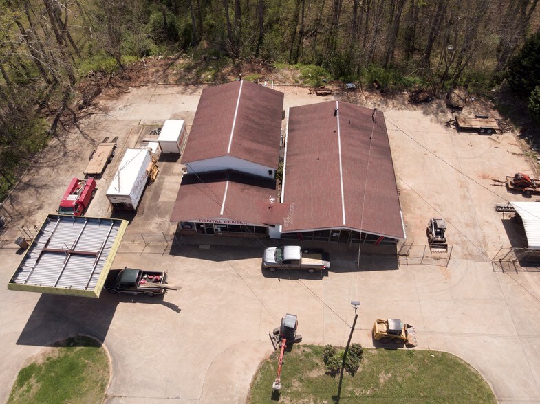 More Photos Of 400 E Dixon Blvd, Shelby Freestanding For Sale