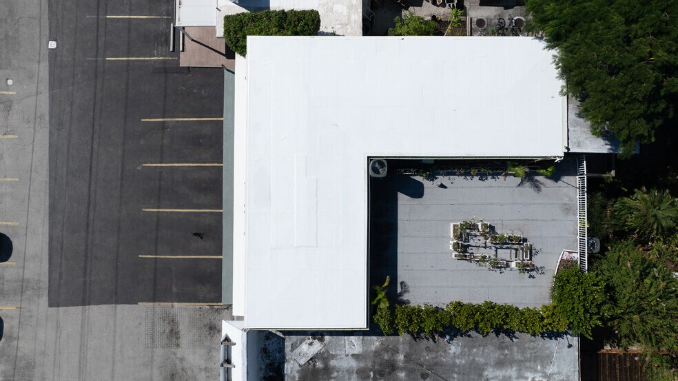 More Photos Of 100636 Overseas Hwy, Key Largo Storefront Retail Residential For Sale