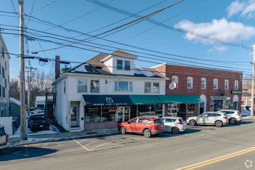 Primary Photo Of 436-438 Lafayette Rd, Hampton Storefront Retail Residential For Sale