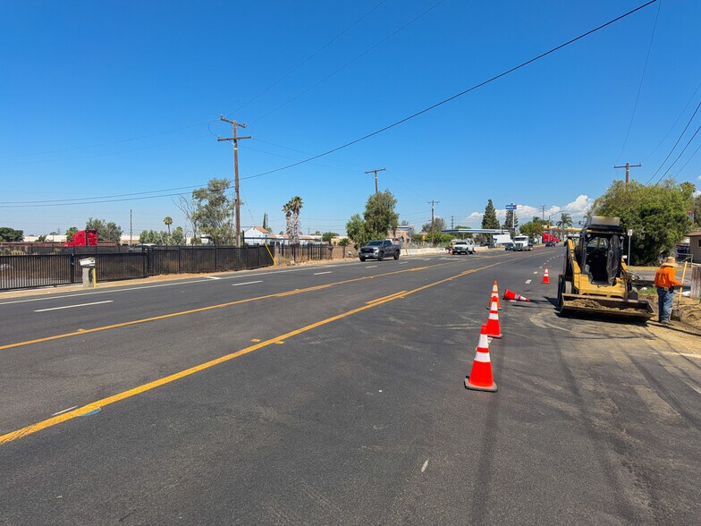More Photos Of 10051 Mission Blvd, Jurupa Valley Contractor Storage Yard For Lease