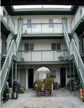 More Photos Of 206 Caledonia St, Sausalito Apartments For Sale