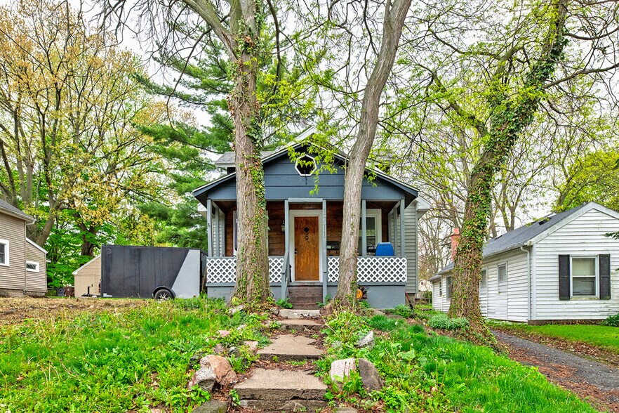 More Photos Of , Lansing Multifamily For Sale