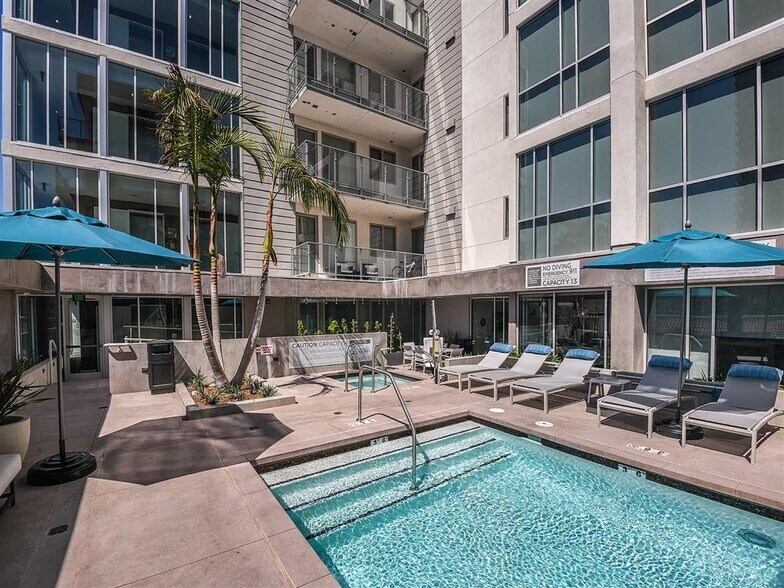 More Photos Of 1110 F St, San Diego Apartments For Lease