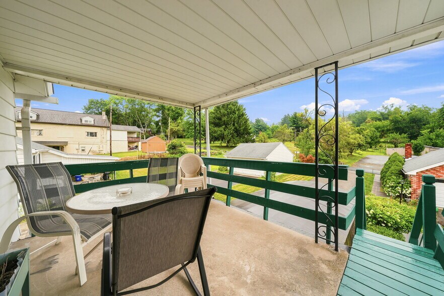 More Photos Of 1519 Renton Rd, Pittsburgh Funeral Home For Sale