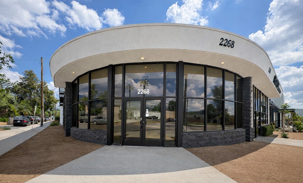 Primary Photo Of 2260-2268 Lincoln Ave, Altadena Storefront For Lease