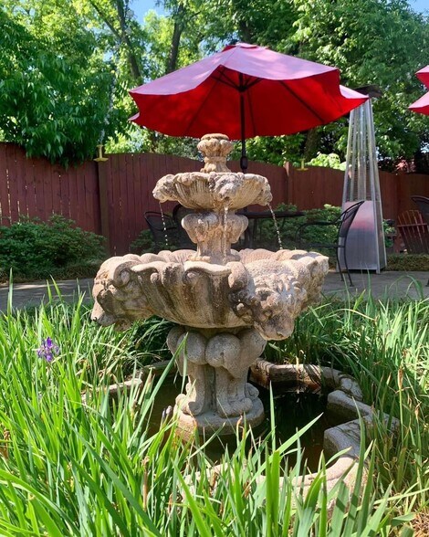 More Photos Of 442 E Railroad Ave, Batesburg-Leesville Restaurant For Sale