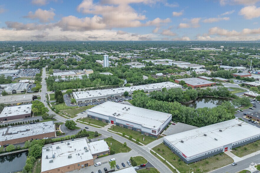 More Photos Of 7501 S Quincy St, Willowbrook Research And Development For Lease