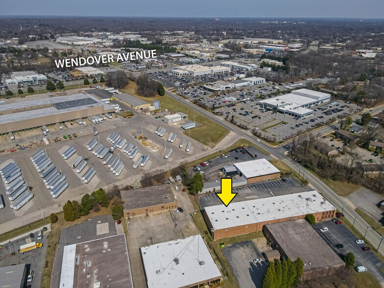 More Photos Of 902 Norwalk St, Greensboro Warehouse For Lease