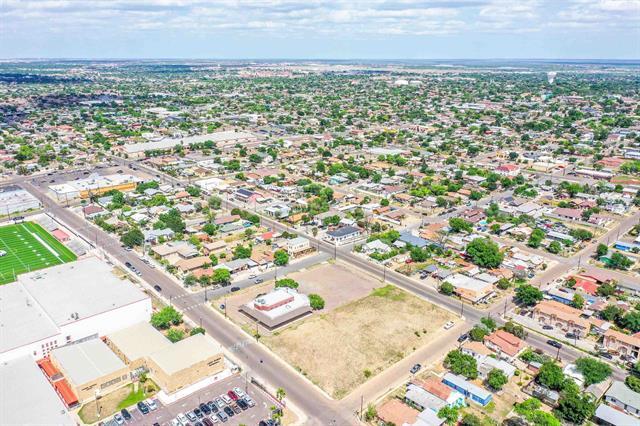 More Photos Of 1900 Springfield Ave, Laredo Office For Sale