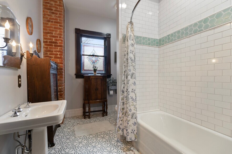 More Photos Of 306 Main Ave, Weston Office For Sale