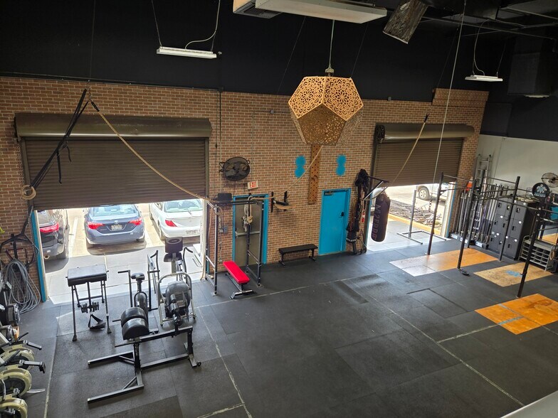 More Photos Of 300 Ohukai Rd, Kihei Light Manufacturing For Lease