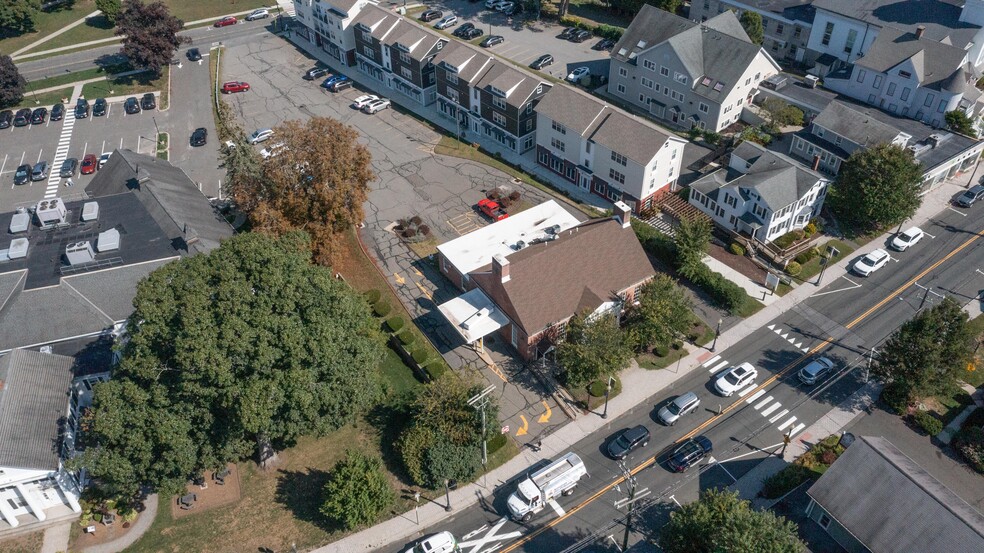 More Photos Of 159 Greenwood Ave, Bethel Bank For Lease