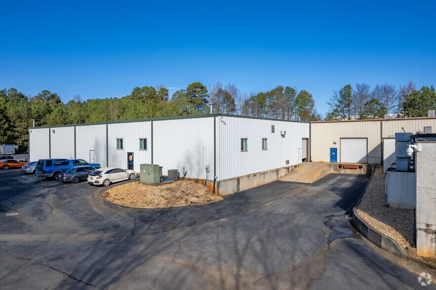 More Photos Of 1394 Broadway Ave, Braselton Warehouse For Sale