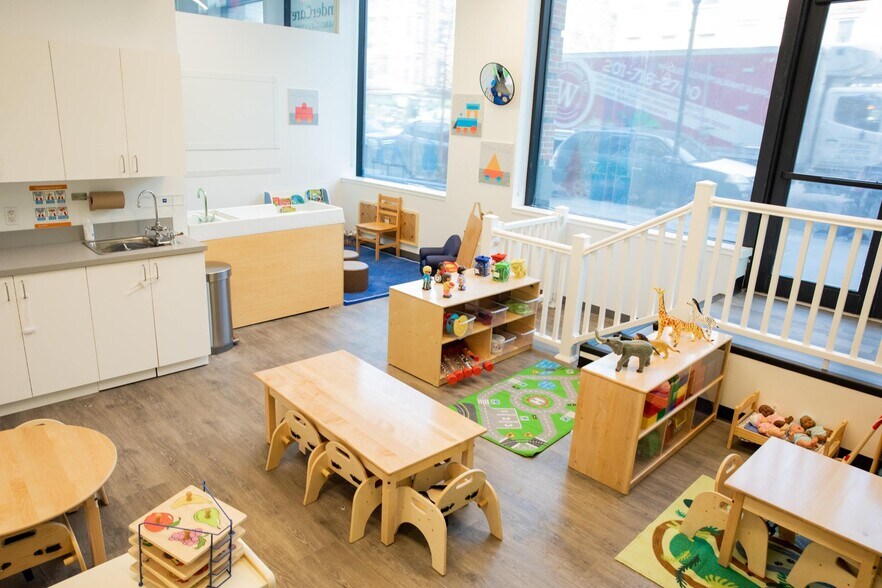 More Photos Of 112 Atlantic Ave, Brooklyn Apartments For Sale