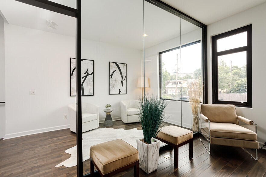 More Photos Of 1610 16th Ave S, Nashville Office For Sale