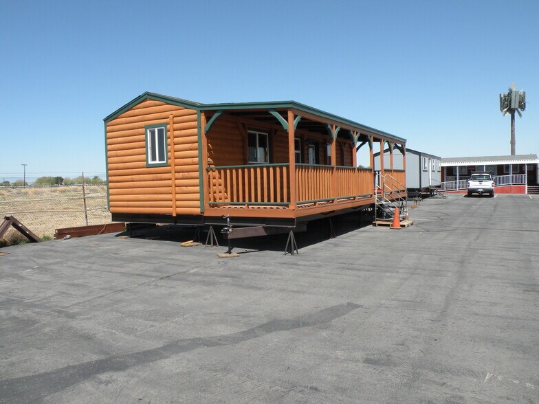 More Photos Of 3121 E Avenue I, Lancaster Freestanding For Sale