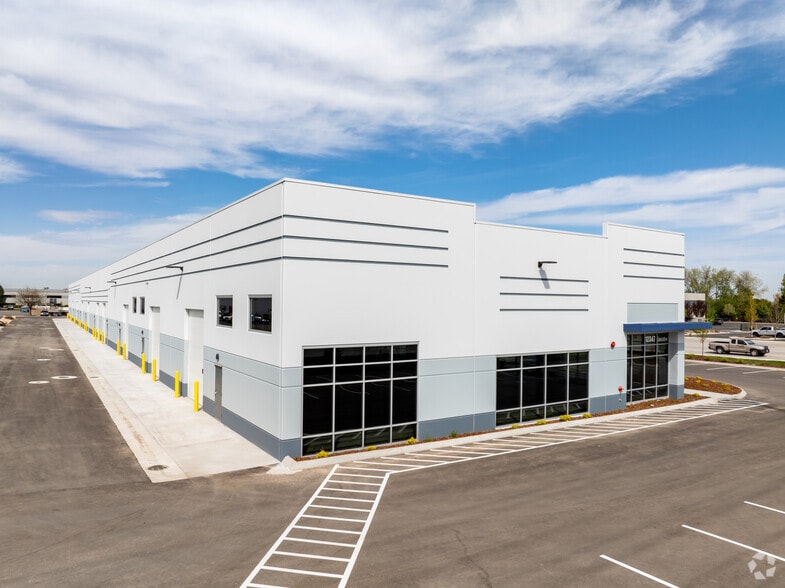 More Photos Of 12347 W Executive Dr, Boise Warehouse For Lease