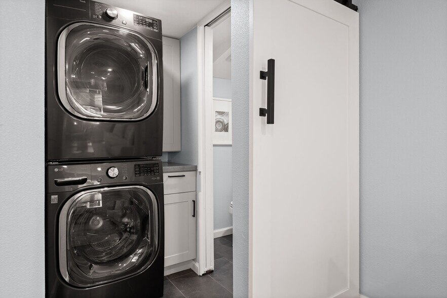 More Photos Of 8124 Greenly Dr, Oakland Apartments For Sale