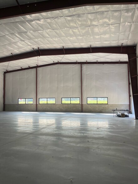 More Photos Of 28163 Nine Foot Rd, Dagsboro Showroom For Lease