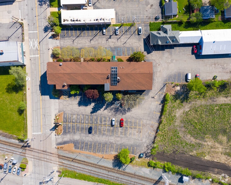 More Photos Of 340 N Main St, Plymouth Office For Lease