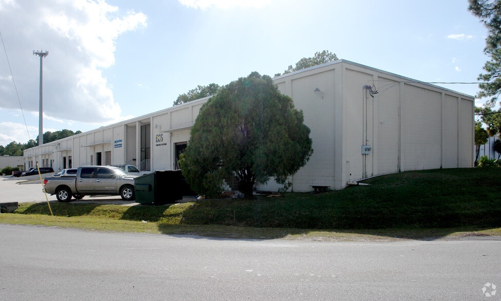 More Photos Of 3028 Mercury Rd, Jacksonville Warehouse For Lease