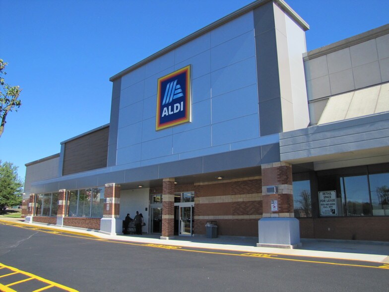 More Photos Of 1061-1099 Highway 9, Old Bridge Unknown For Lease