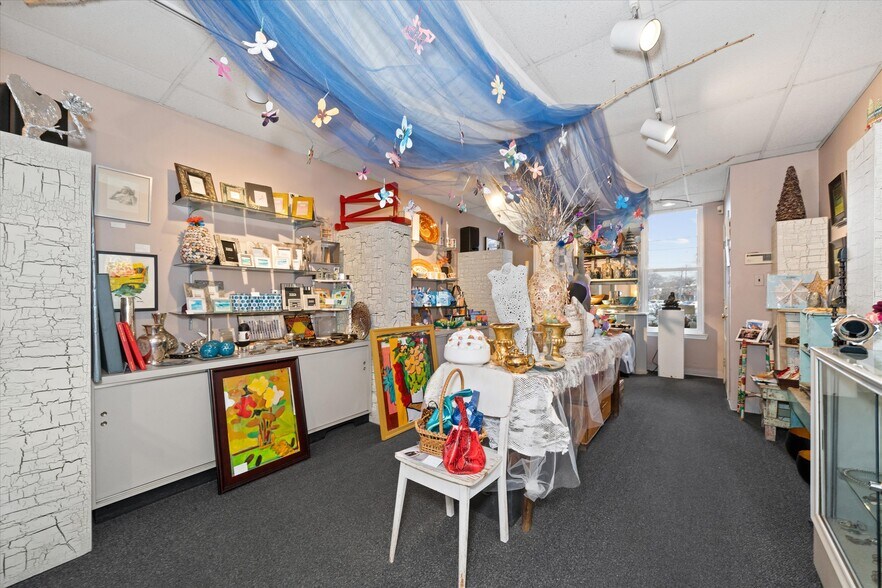 More Photos Of 1719 Delaware Ave, Wilmington Loft Creative Space For Sale