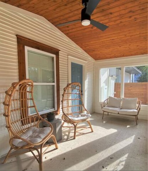 More Photos Of 2513 E Cesar Chavez St, Austin Office For Lease