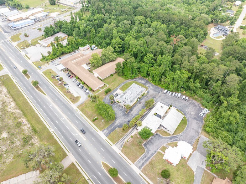 More Photos Of 1226 SW Main Blvd, Lake City Medical For Sale