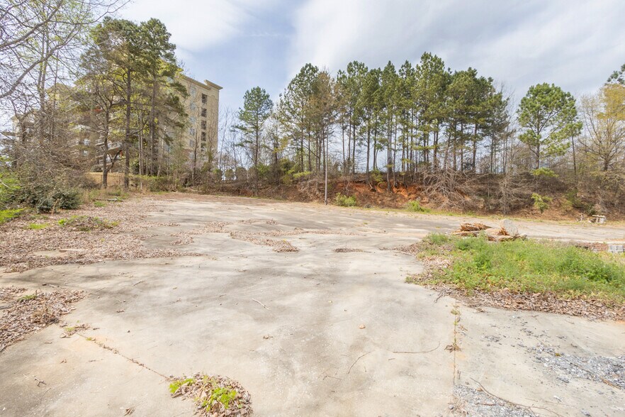 More Photos Of 4403 Clemson Blvd, Anderson Land For Lease