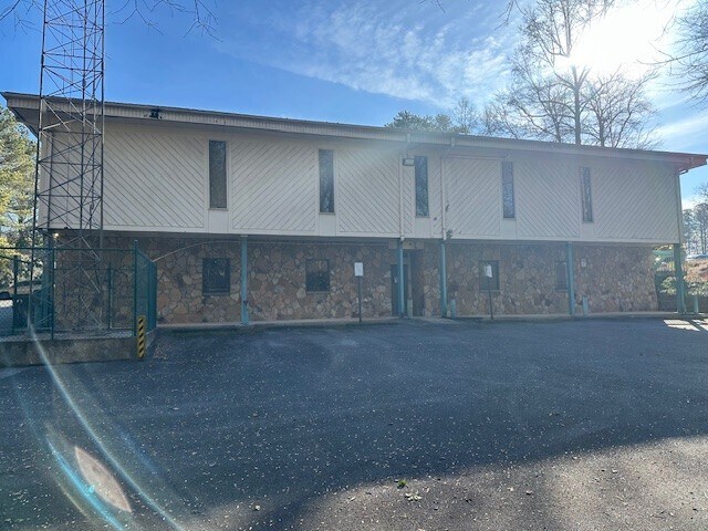 More Photos Of 370 Winn Way, Decatur Medical For Sale