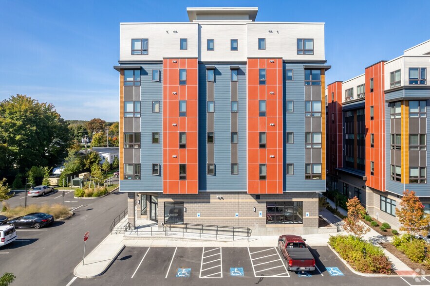 More Photos Of 21 East St, North Attleboro Apartments For Lease