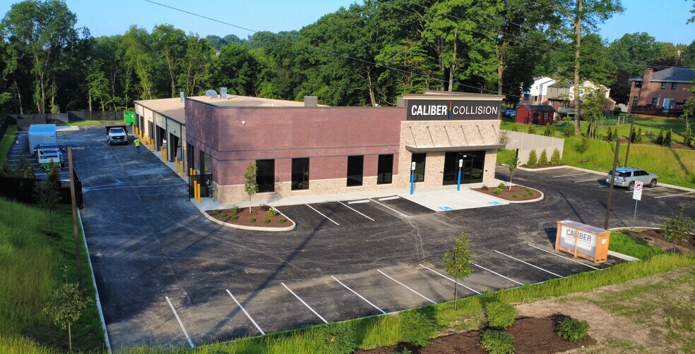 More Photos Of 6027 William Penn Hwy, Murrysville Auto Repair For Sale