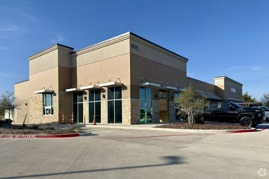 More Photos Of 1995 N Highway 77, Waxahachie Restaurant For Sale